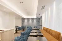 Eurostars Mediterranea Plaza - Pysäköinti