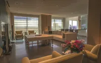 The SKYLOFTS at MGM Grand - Jacuzzi