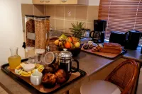 Secret Garden Guesthouse Hotels in Bloubergstrand