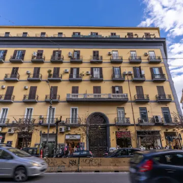 Gallery Suite Naples