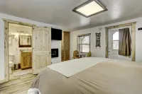 Cascade Lake Inn Hotel a 