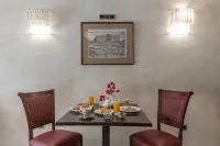 Dias - Breakfast