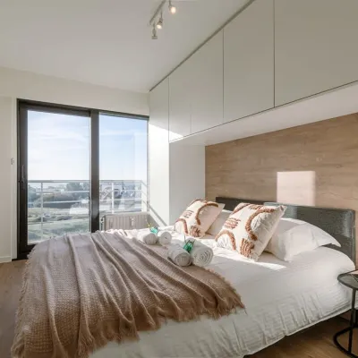 Huswell - Cosy Apartment with Terrace Overlooking the Sea