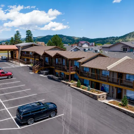Hotel Estes
