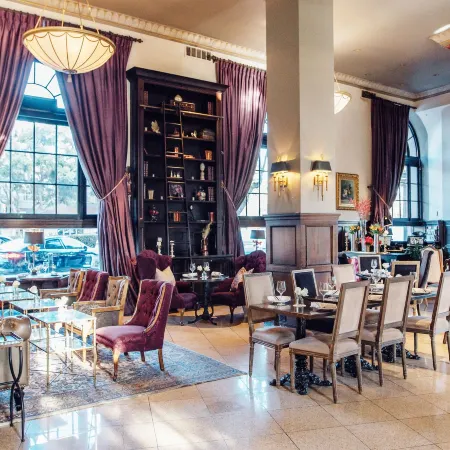 The Culver Hotel Отели рядом с достопримечательностью «Студия "Сони Пикчерс"»