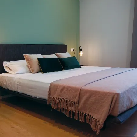 AR Prestige Penthouse - Noho