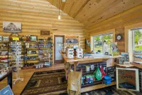 Beargrass Lodging & RV Resort Hotels in Coram