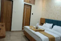 Hotel Hari Palace - Near Shree Dwarkadhish Temple