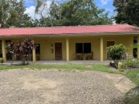 Warrie Head Resort Hotels in 