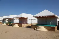 Khuri Resort Отели рядом с достопримечательностью «ДЖИП САФАРИ КХЕРИ»