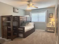 Luxe 5BR Family Retreat, Minutes From TAMU