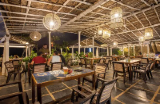 Sunset Cafe Beach Stay