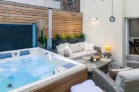 Sting Old Town Ostrava - Hot Tub