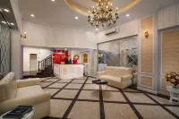 Hanoi Royal Palace Hotel 2 Hôtels à : Hanoï