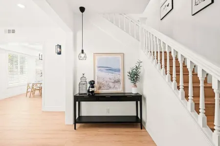 Cozy Retreat Near Downtown Perfect for Families