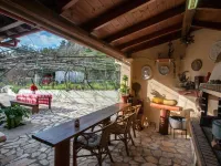 Green Yard Retreat - Family Getaway in Sidari Corfu Hotels in Esperii