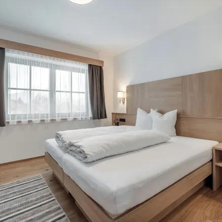 Chalet Pirchhof Inklusive Sauna Hotels in Sautens