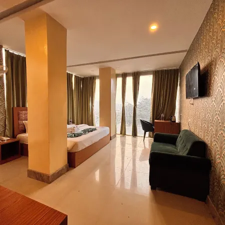 Aqoss Hotel