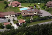 Hotel Merloni Hôtels à : Carlazzo