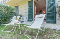 OC Lake Love by Rent All Como Hotels in Laglio