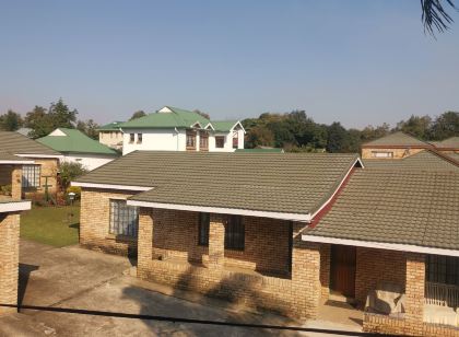 Autumn Breeze Manor Guest House