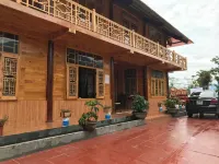 Sau Meo Mountain View Hotels in Su Pan