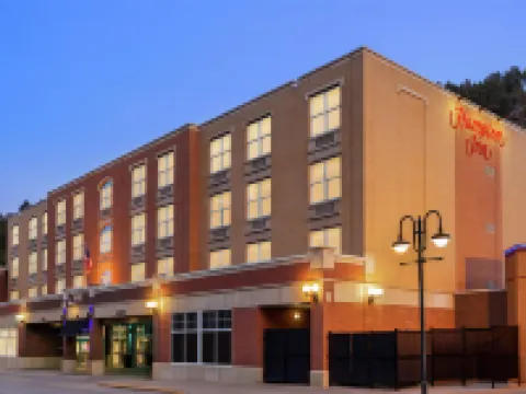 Hampton Inn Deadwood at Tin Lizzie Gaming Resort Hotels in Deadwood