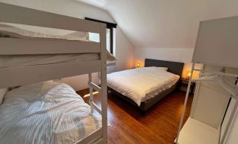 Villa in Durbuy with Jacuzzi & Golf Access