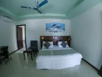 Clouds Beach Retreat Laamu Gan Hotels in Gan