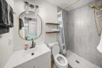 Spacious Studio: King Bed, Kitchenette & Full Bathroom and Board Games! Hotels near Terra Sur Cafe