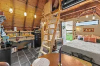 Tiny House at Wishing Creek