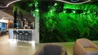 Aniroc Signature Hotel - bar