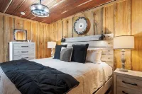 Hidden Oaks Majestic Cabin #3