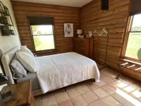 Peaceful Cabin Retreat Hotels in Bosque County