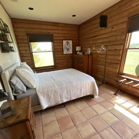 Peaceful Cabin Retreat