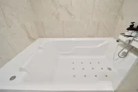 YTT Hotel - spa