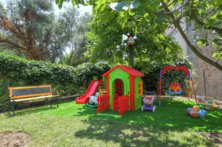 Apartments Elena Отели в г. Будва