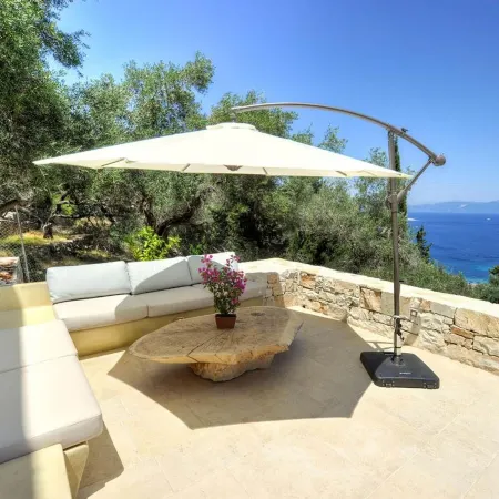 Apeiron II Villa - Sunny Modern Pool - Walk to Gaios