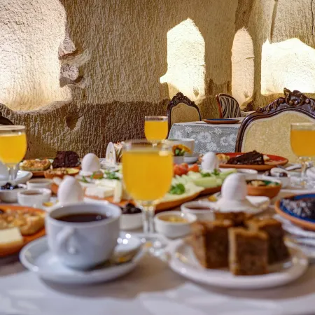 Gibos Cave Hotel