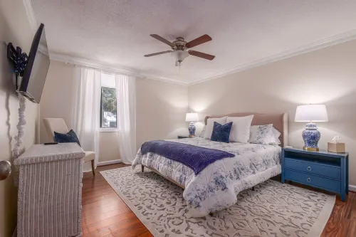 Beautiful Two Bedroom Home in Homewood, Minutes from Samford, Brookwood Hospital