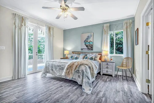 Luxury Water Front Home, Private Pool, Spa, Tiki Bar, 36' Foot Dock with Kayaks