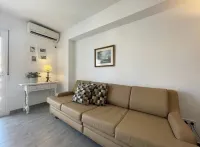 Floor Top - Sea and Mountain View