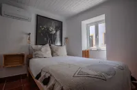 Charming House in Casal Águas de Verão with Mountain Views - キッチン