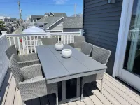 Oceanviews from Every Room...Steps to the Beach Hotels in Long Beach