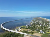 OBX Beach House + Bikes-Paddle Boards-Kayaks-Beach Chairs-AC-Free WiFi