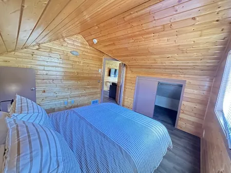 Enjoy this cozy family-style home along the Klamath River, just off HWY 101!