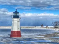 Family-Friendly Beach Getaway by Lake Erie, Beaches with King Bed