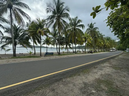 Beautiful Carillo poolside condo w/ AC! Location+