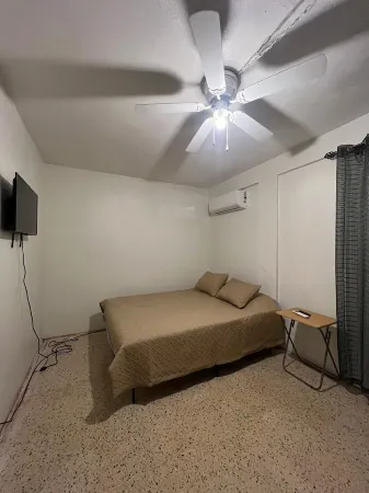 La parguera 3 bed 1 bath 1 min walk from el "Poblado" restaurant, bars