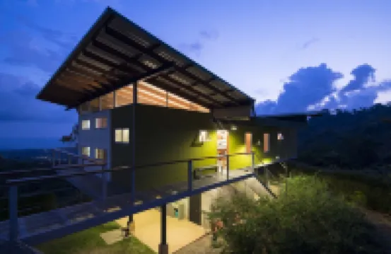 Fantastic Whale's Tail View, Private, Modern Villa with Pool & River Access